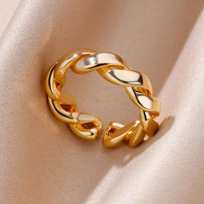 Shine Bright with Our Aesthetic Heart Gold Stainless Steel Rings! Perfect for Weddings, Prom, and Gifts! 💖✨ #VintageVibes #WaterproofJewelry