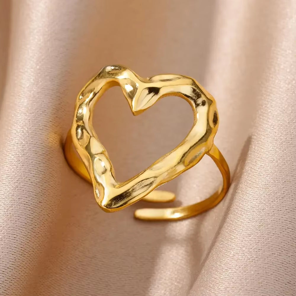 Shine Bright with Our Aesthetic Heart Gold Stainless Steel Rings! Perfect for Weddings, Prom, and Gifts! 💖✨ #VintageVibes #WaterproofJewelry