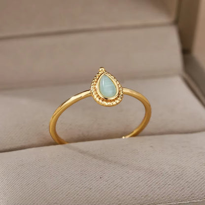 Shine Bright with Our Aesthetic Heart Gold Stainless Steel Rings! Perfect for Weddings, Prom, and Gifts! 💖✨ #VintageVibes #WaterproofJewelry