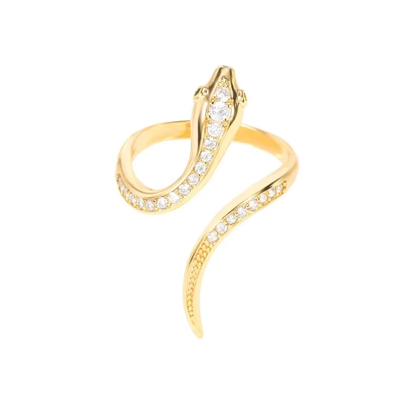 Shine Bright with Our Aesthetic Heart Gold Stainless Steel Rings! Perfect for Weddings, Prom, and Gifts! 💖✨ #VintageVibes #WaterproofJewelry