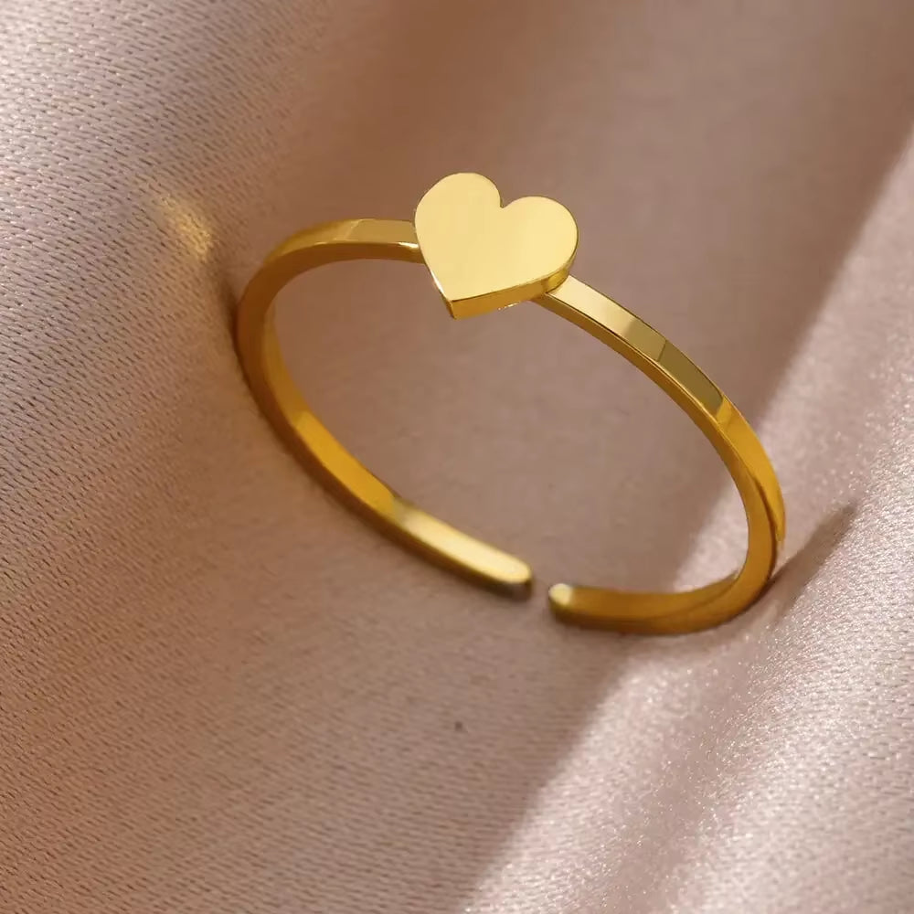 Shine Bright with Our Aesthetic Heart Gold Stainless Steel Rings! Perfect for Weddings, Prom, and Gifts! 💖✨ #VintageVibes #WaterproofJewelry