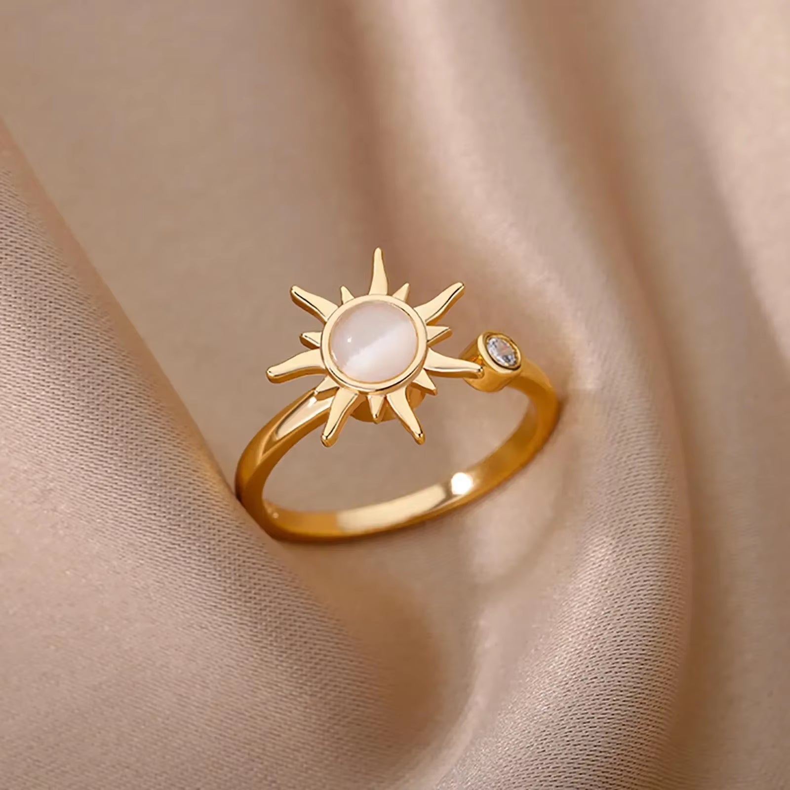 Shine Bright with Our Aesthetic Heart Gold Stainless Steel Rings! Perfect for Weddings, Prom, and Gifts! 💖✨ #VintageVibes #WaterproofJewelry