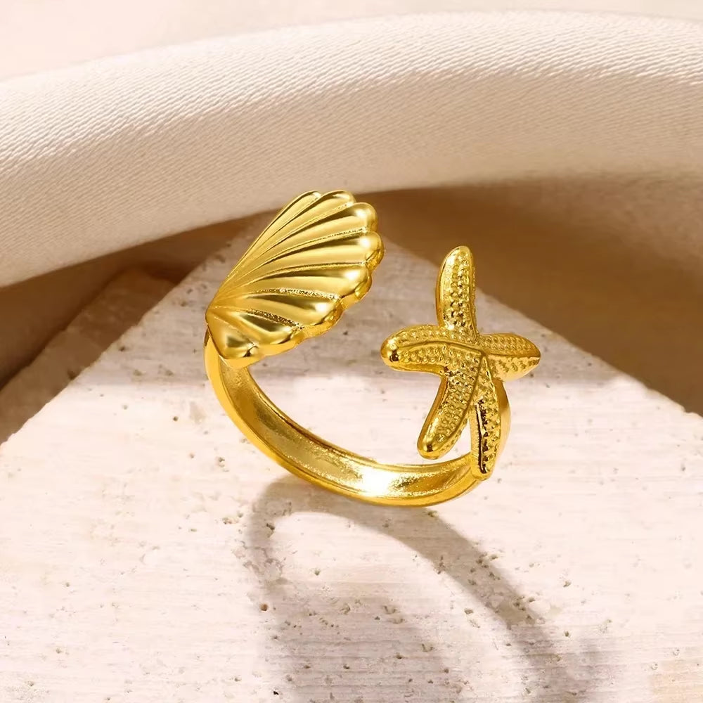 Shine Bright with Our Aesthetic Heart Gold Stainless Steel Rings! Perfect for Weddings, Prom, and Gifts! 💖✨ #VintageVibes #WaterproofJewelry
